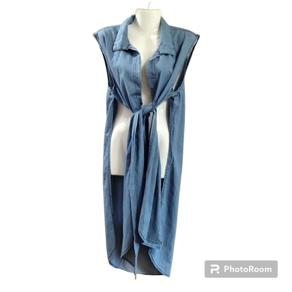 Women's American Bazi Blue Chambray Tie Front Top Sz L